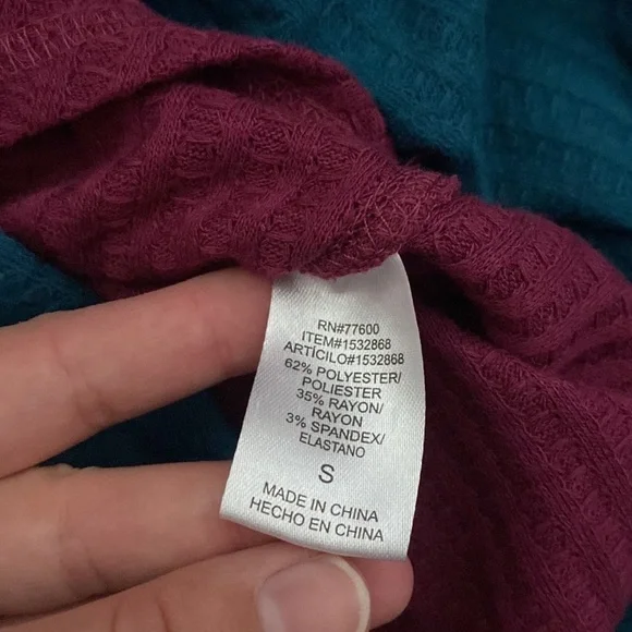 Bundle of 2 chaser long sleeve hooded tops - Picture 5 of 9